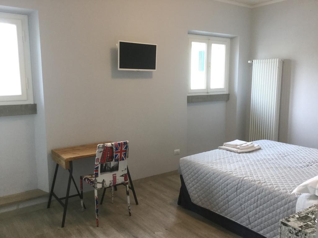 Dimora 16 Rooms & Garden Prato  Luaran gambar