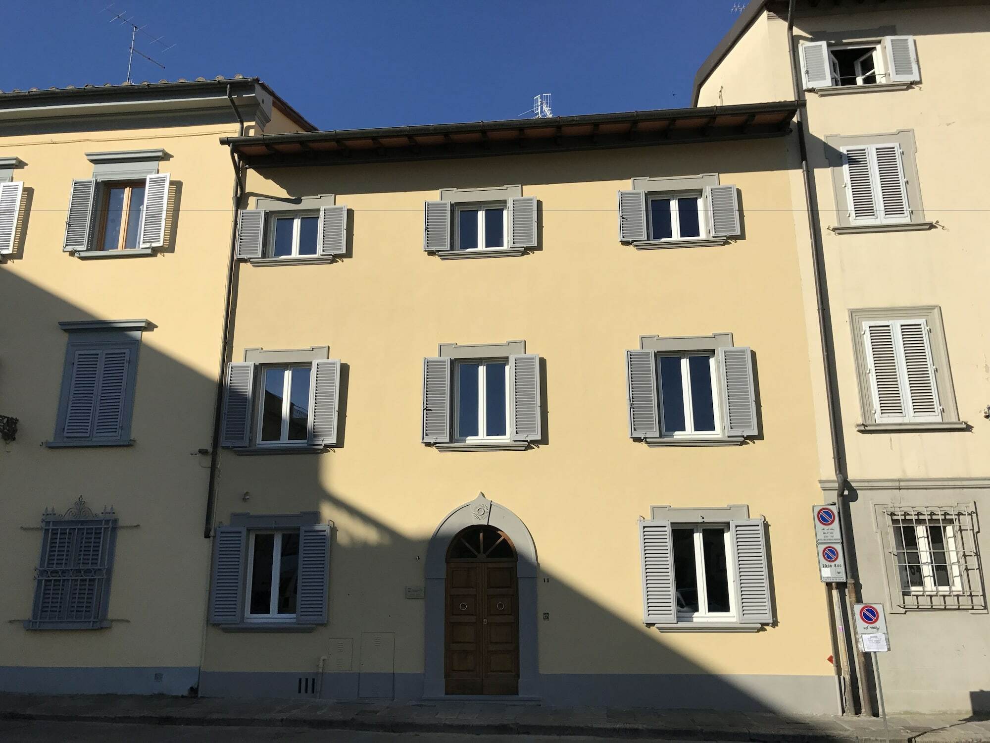 Dimora 16 Rooms & Garden Prato  Luaran gambar